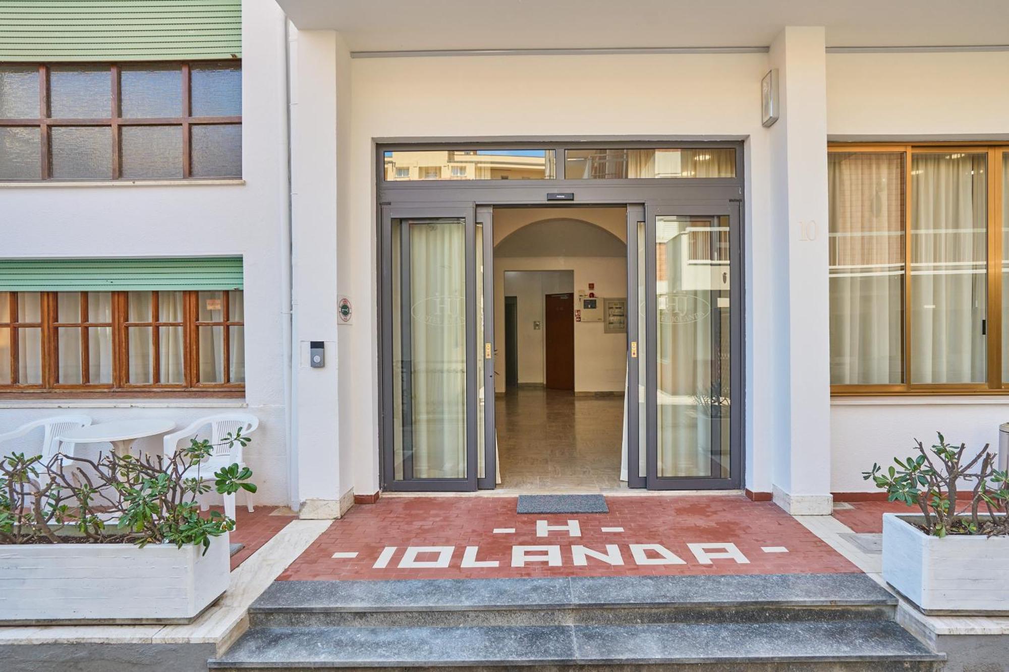 Hotel Jolanda เบลลาเรีย-อีเจอา มารีนา ภายนอก รูปภาพ